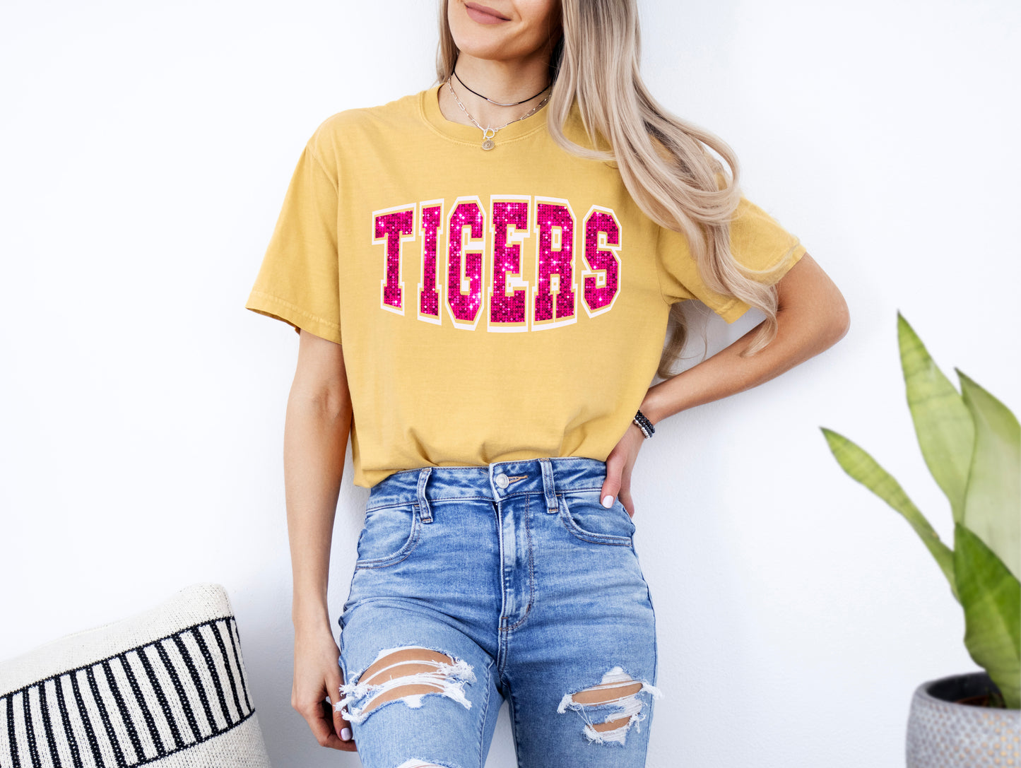 Short Sleeve Tigers Pink Glitter